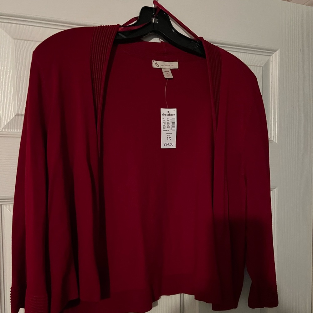 Burgundy shrug/cardigan from Roz and Ali. Size 1X brand new with tags.
